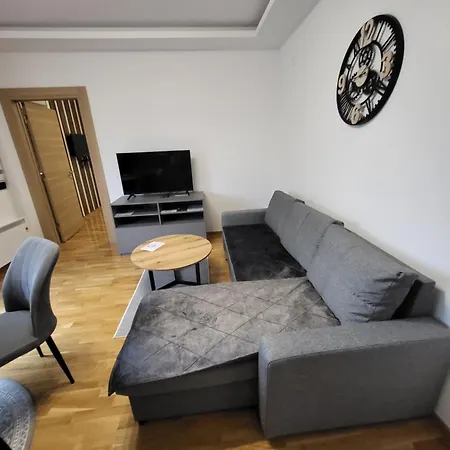 Polar Star زلاتيبور