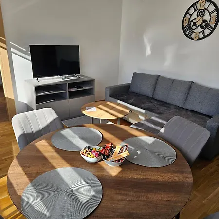 Apartment Polar Star